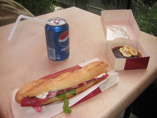 Baguete Napoli c/ Tartelete de chocolate c/ banana