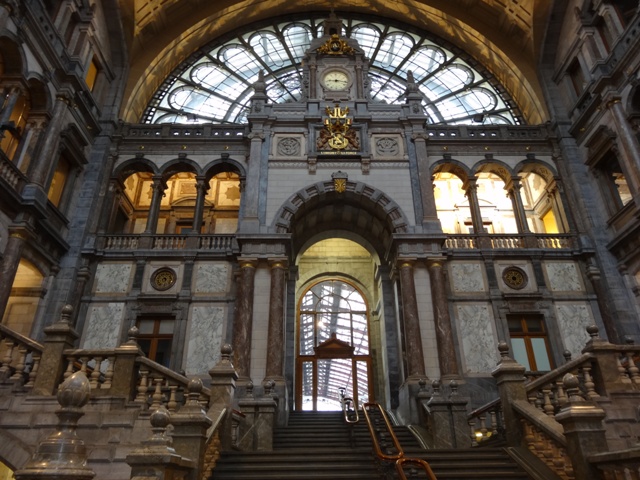 Antuérpia - Estação de Trem 3