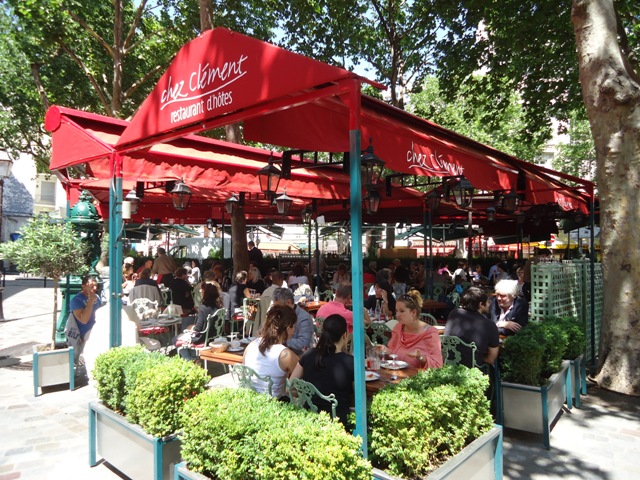 Paris - Chez Clement 2
