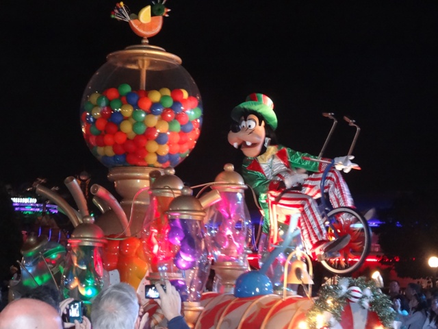 Mickeys Very Merry Christmas Party