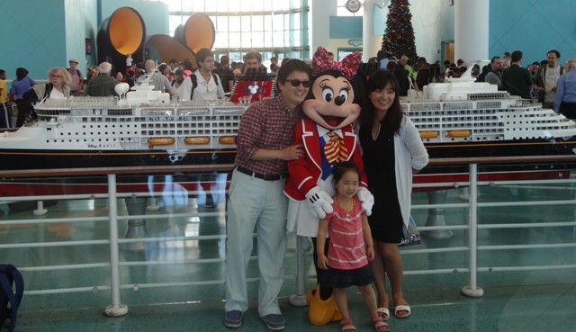 Disney_Cruise_Photo_Mickey