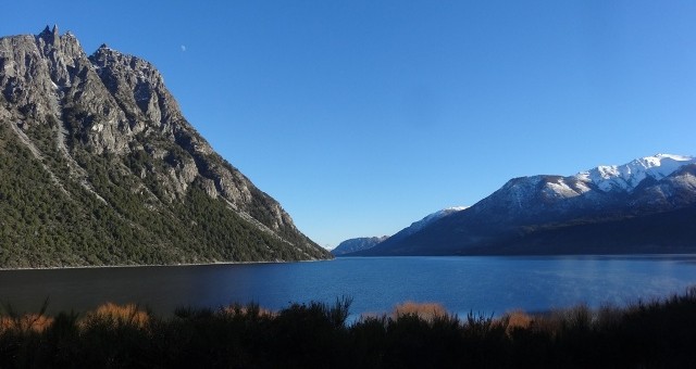 Villa_la_Angostura_estrada_3